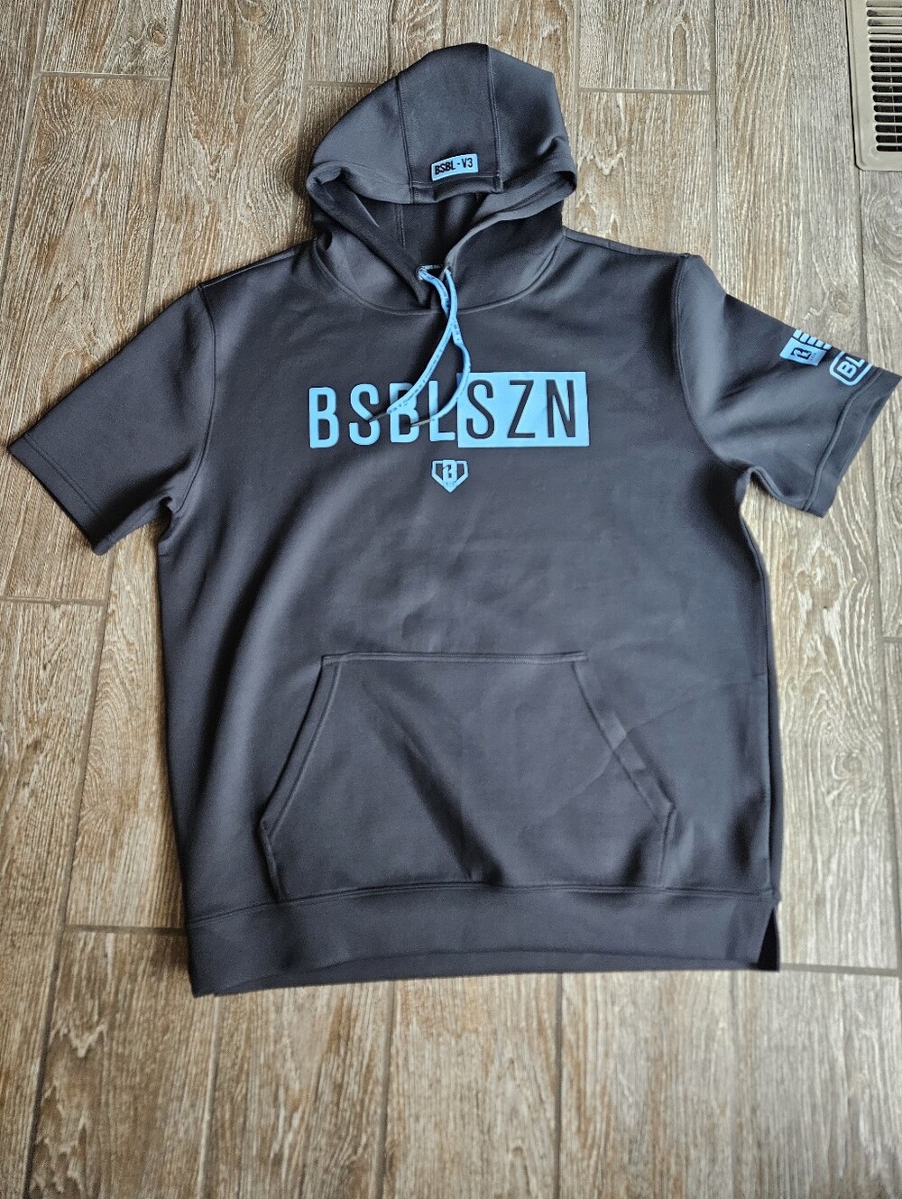 Baseball Lifestyle 101 Men’s Short-Sleeve Hoodie in Black with Blue Logo